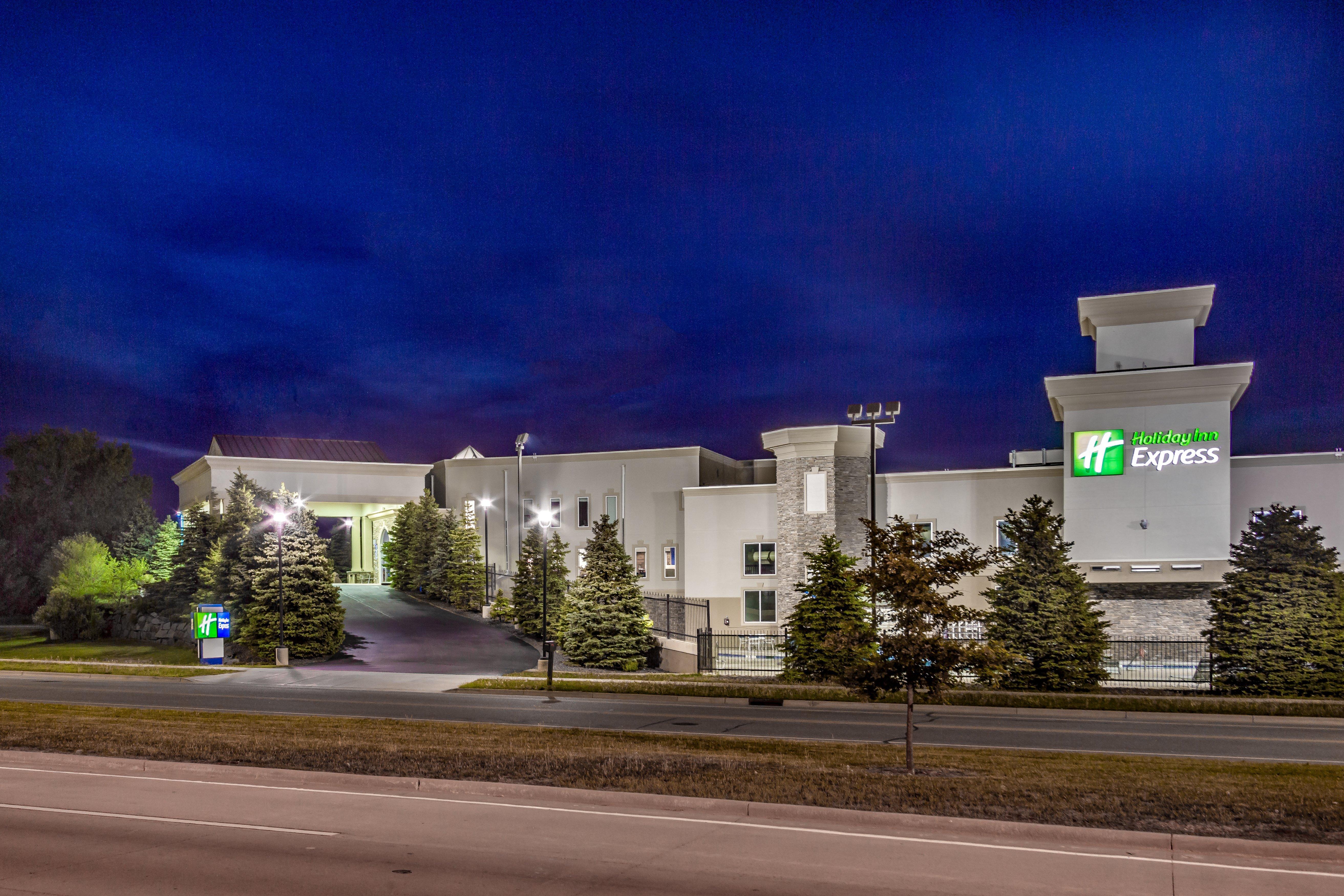 Holiday Inn Express Wisconsin Dells, An Ihg Hotel Exterior photo